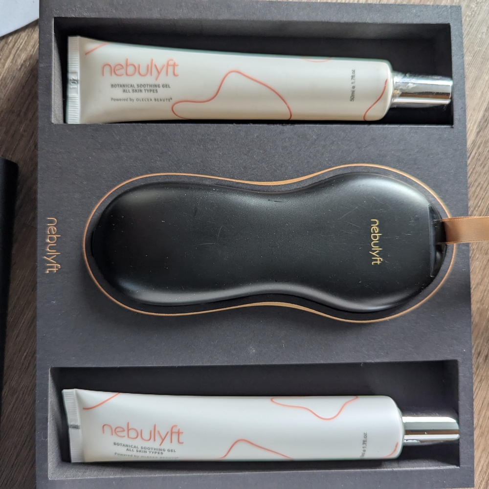Nebulyft N1 Micro-RF Beauty Device - Picture 8 of 10
